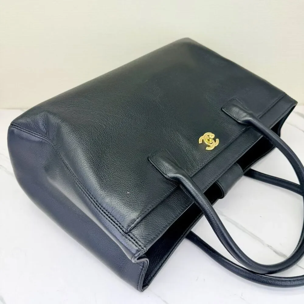 Chanel Women Pre-Loved Bag Very Good Condition